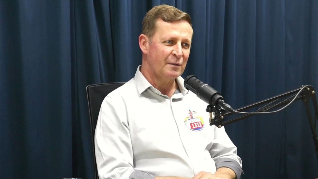 Candidato a deputado federal Elton Welter em entrevista