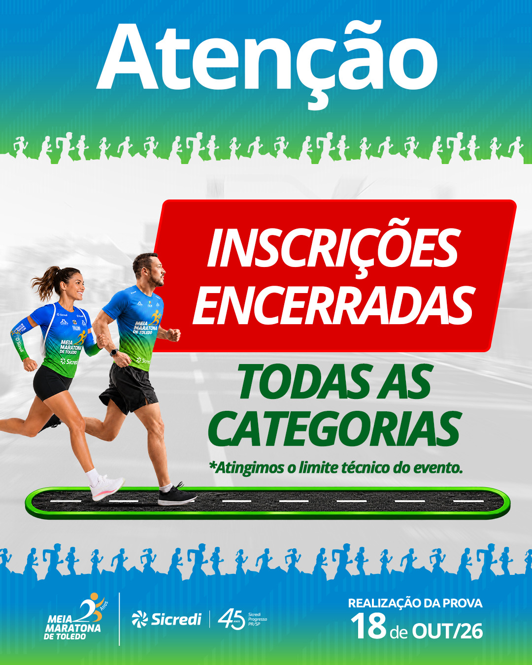 Foto de corredores participando de uma corrida de rua em Toledo, com a marca da Meia Maratona visível.