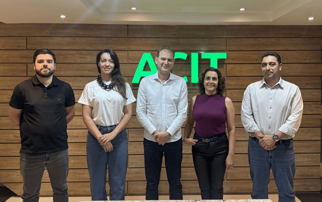 Reunião da comissão organizadora da ACIT para planejamento do Natal Encantado de Toledo 2026